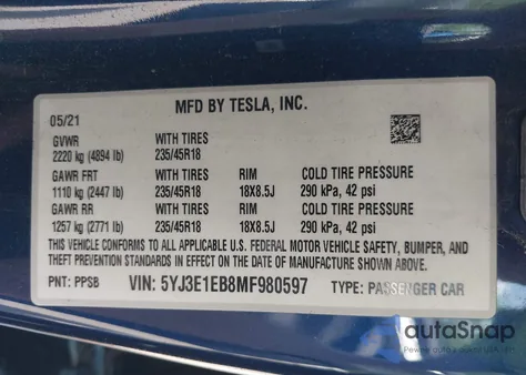2021 Tesla Model 3 Long Range Dual Motor All-Wheel Drive z USA, uszkodzony, nr VIN 5YJ3E1EB8MF980597